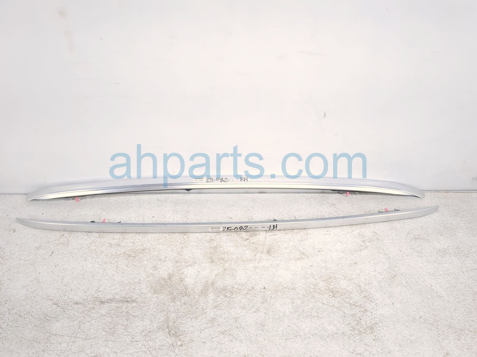 $149 Lexus LH & RH ROOF RAILS ONLY - CHROME $149 Lexus LH & RH ROOF RAILS ONLY - CHROME