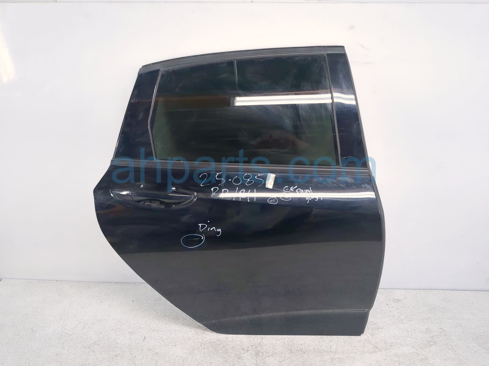 $750 Acura RR/RH DOOR - BLACK - NO INSIDE TRIM* $750 Acura RR/RH DOOR - BLACK - NO INSIDE TRIM*