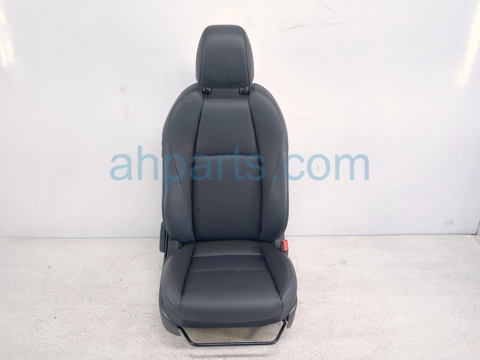 $399 Mazda FR/RH SEAT - BLACK - W/ AIRBAG $399 Mazda FR/RH SEAT - BLACK - W/ AIRBAG