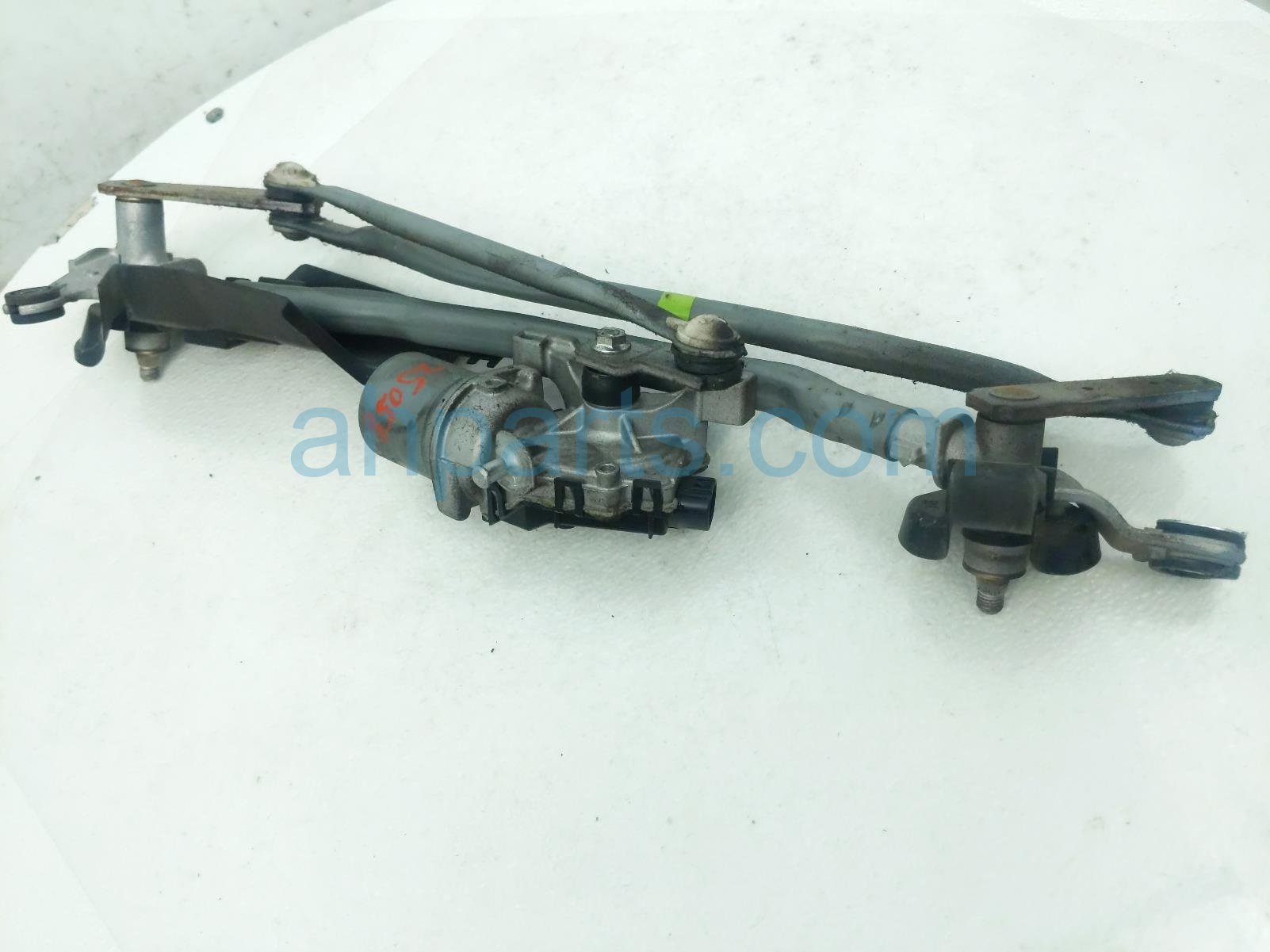 $49 Lexus WINDSHIELD WIPER MOTOR W/ARM ASSY $49 Lexus WINDSHIELD WIPER MOTOR W/ARM ASSY