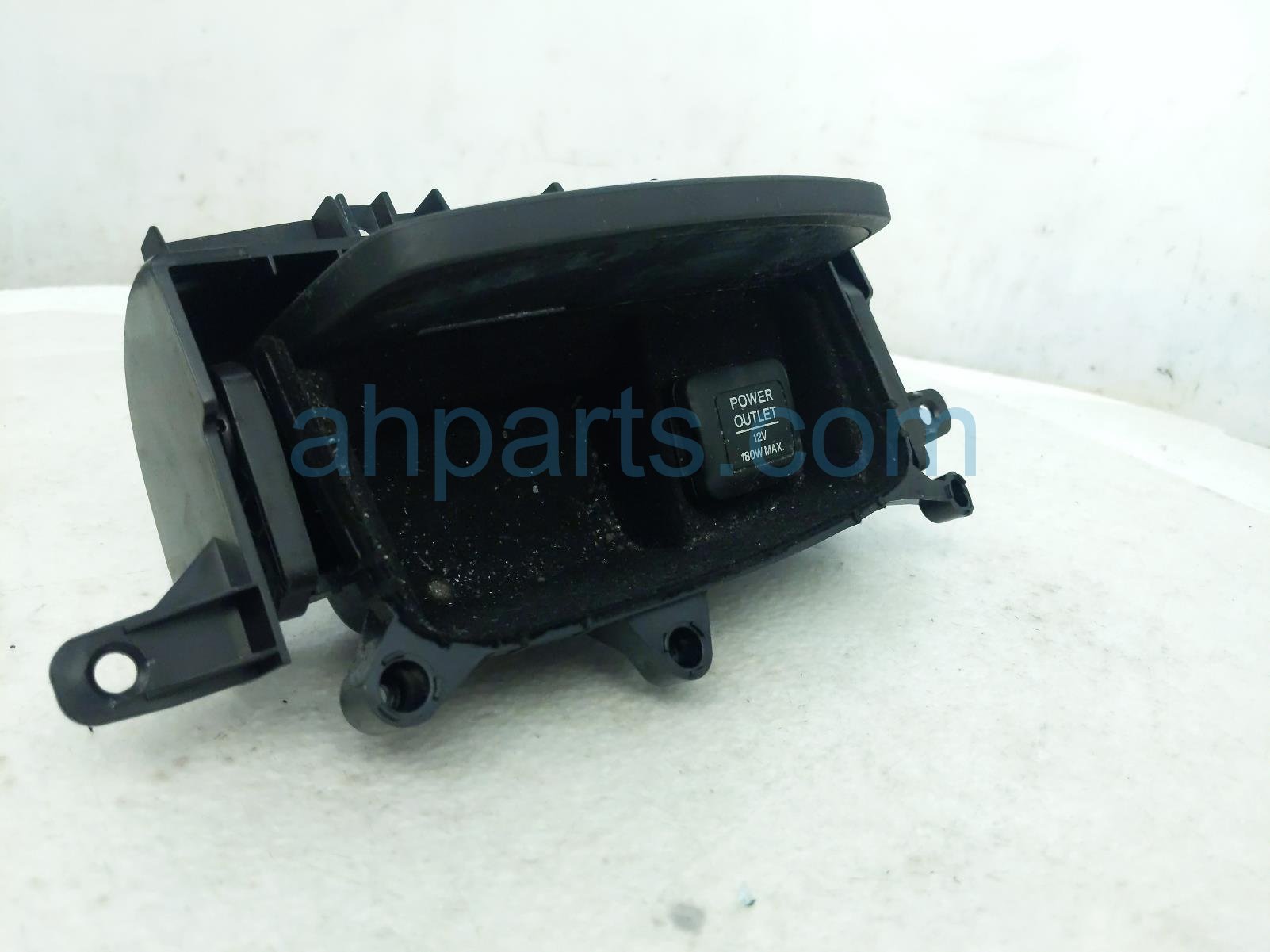 $99 Acura FRONT ASH TRAY POCKET CONSOLE W/LID $99 Acura FRONT ASH TRAY POCKET CONSOLE W/LID