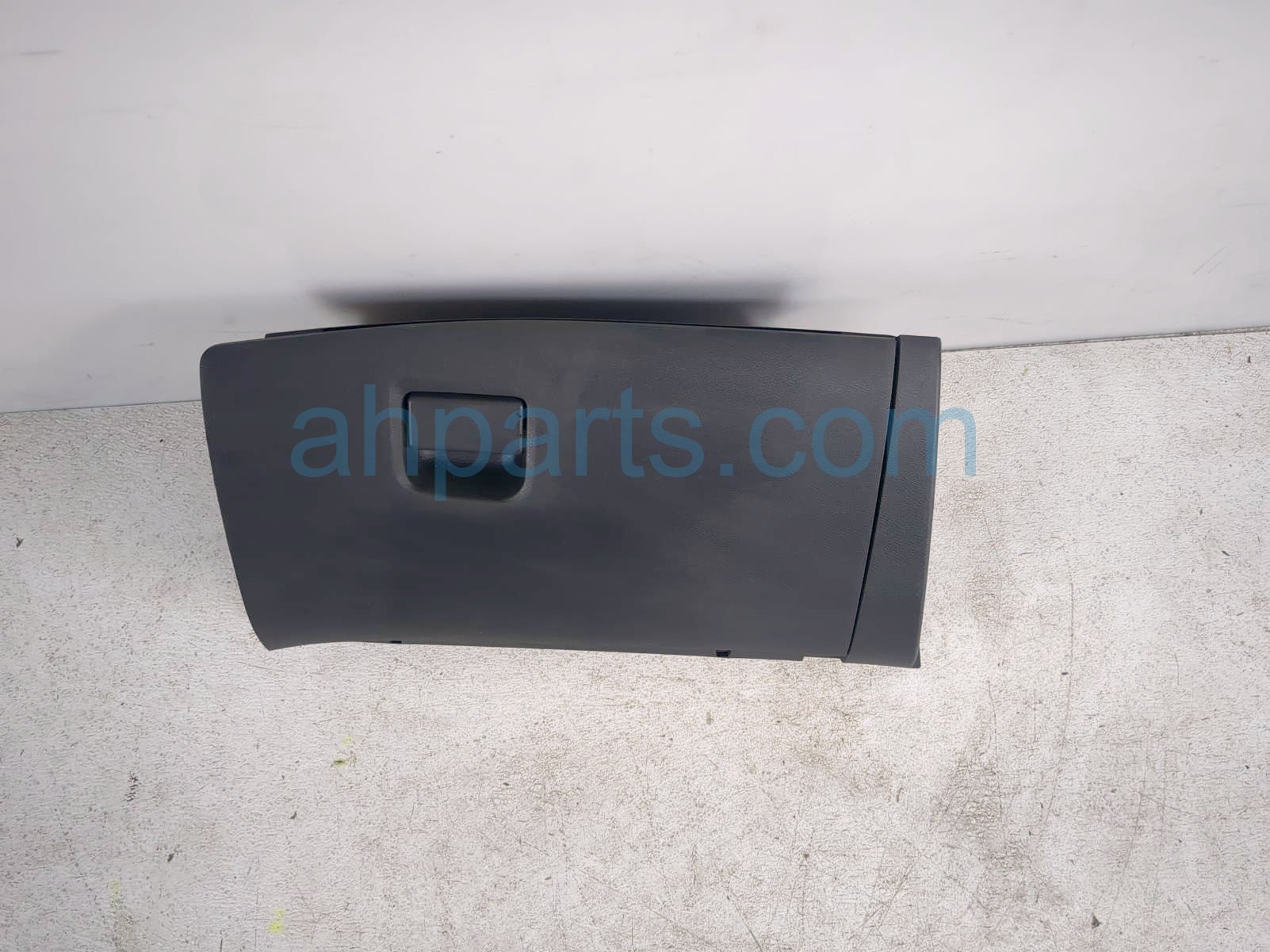 $49 Nissan GLOVE COMPARTMENT BOX - BLACK $49 Nissan GLOVE COMPARTMENT BOX - BLACK