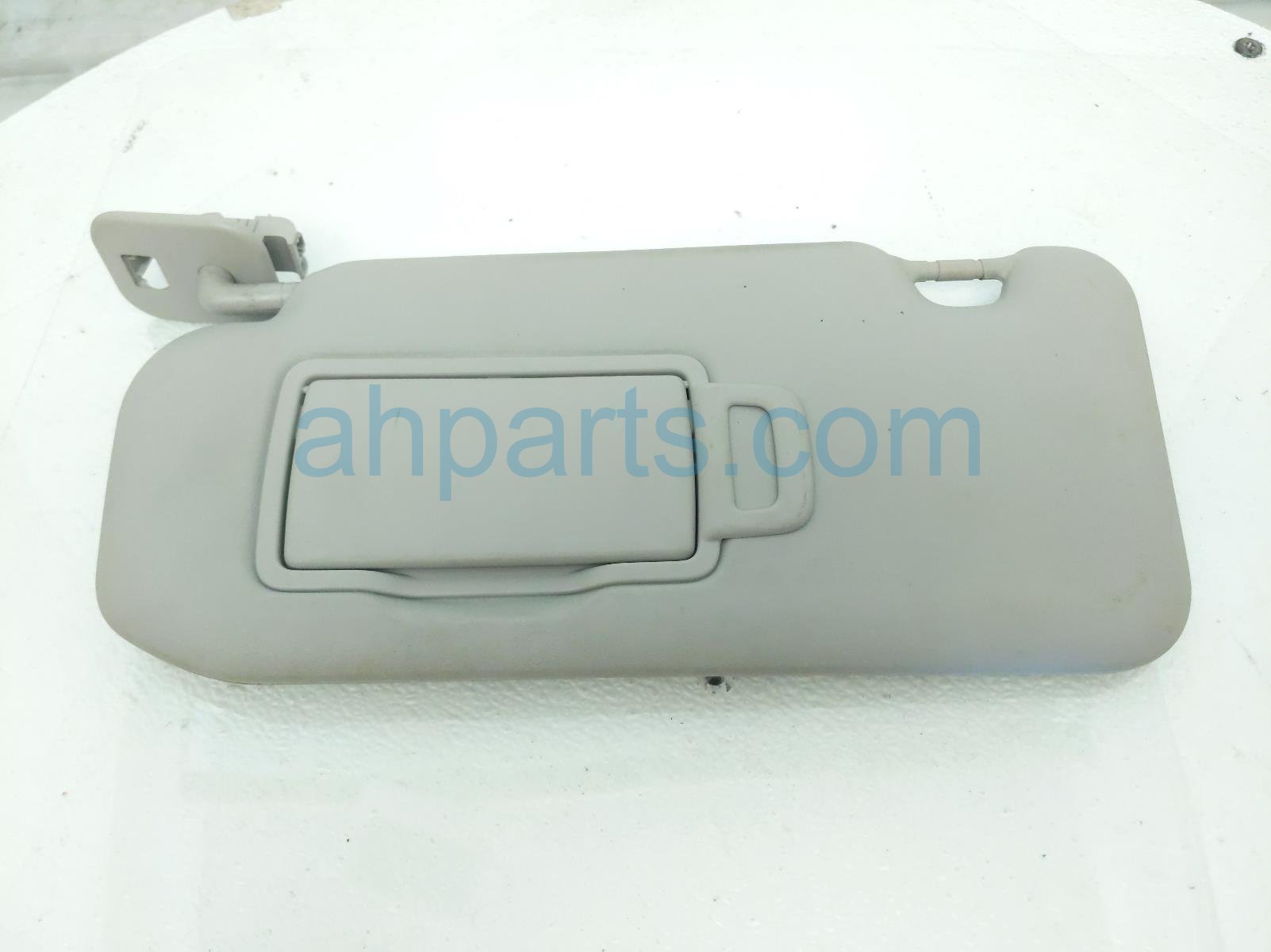 Sold 2021 Nissan Sentra Driver Sun Visor Grey 96401 6LE0C Replacement Sold 2021 Nissan Sentra Driver Sun Visor Grey 96401 6LE0C Replacement