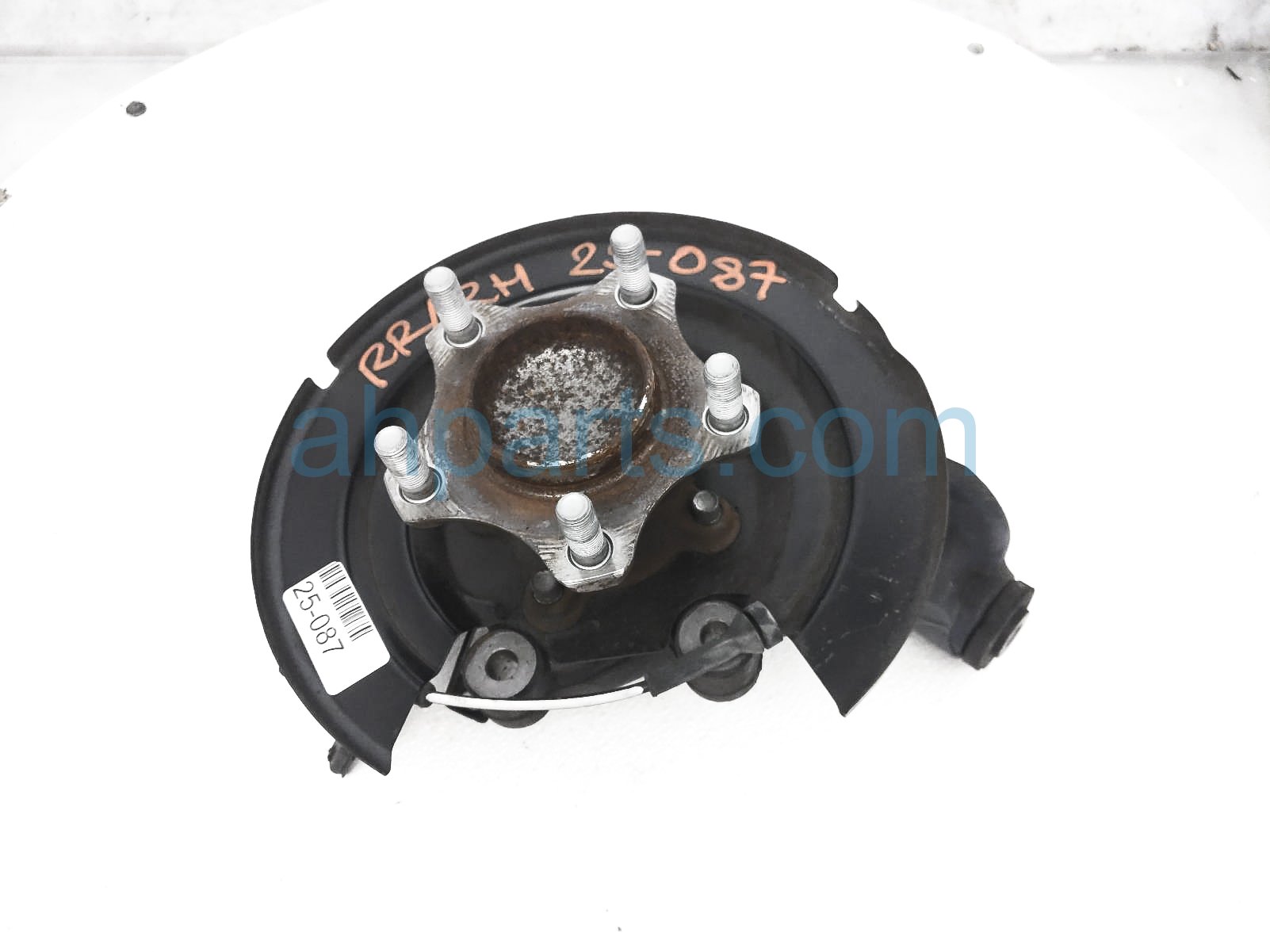 $99 Nissan RR/RH SPINDLE KNUCKLE HUB $99 Nissan RR/RH SPINDLE KNUCKLE HUB