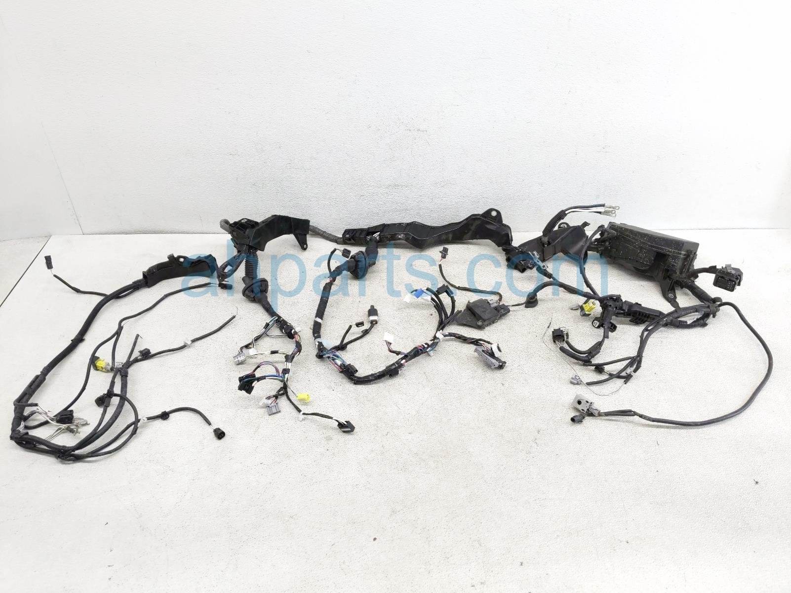 $749 Toyota ENGINE ROOM WIRE HARNESS - LE AWD $749 Toyota ENGINE ROOM WIRE HARNESS - LE AWD