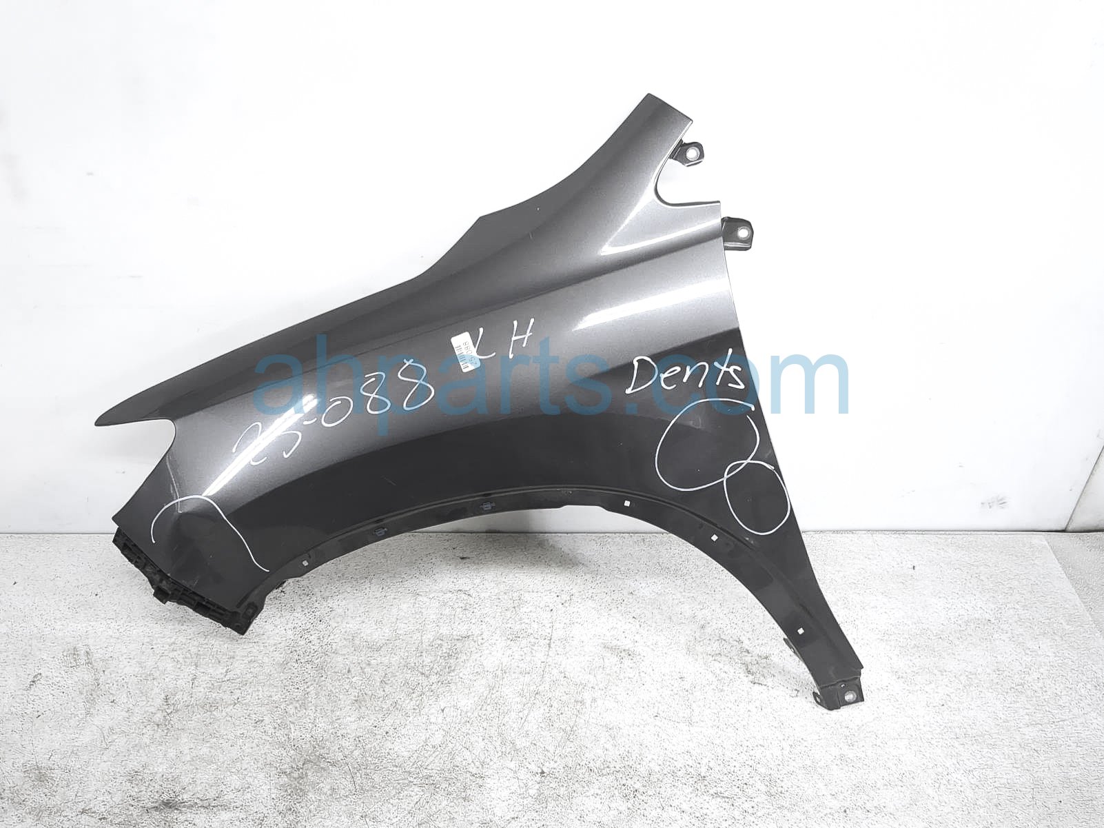 $99 Honda LH FENDER - GREY - DENTED $99 Honda LH FENDER - GREY - DENTED