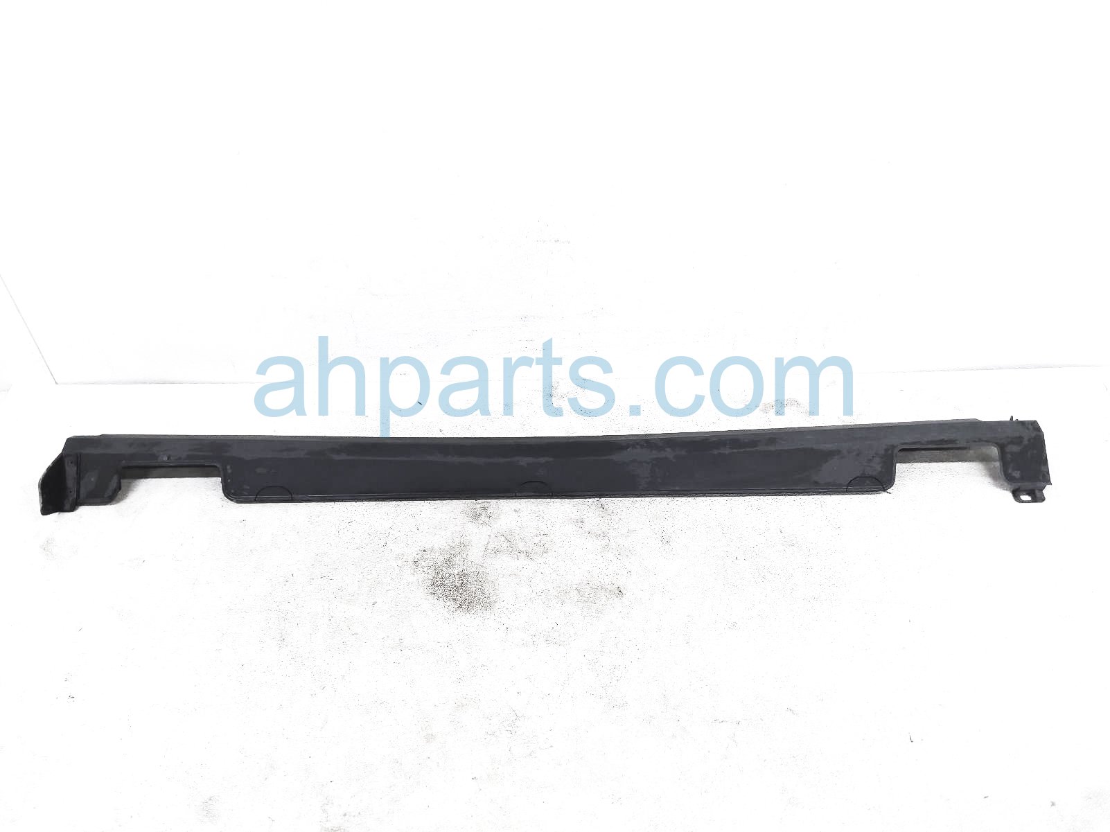 $85 Honda RH SIDE SKIRT / MOLDING - BLACK $85 Honda RH SIDE SKIRT / MOLDING - BLACK