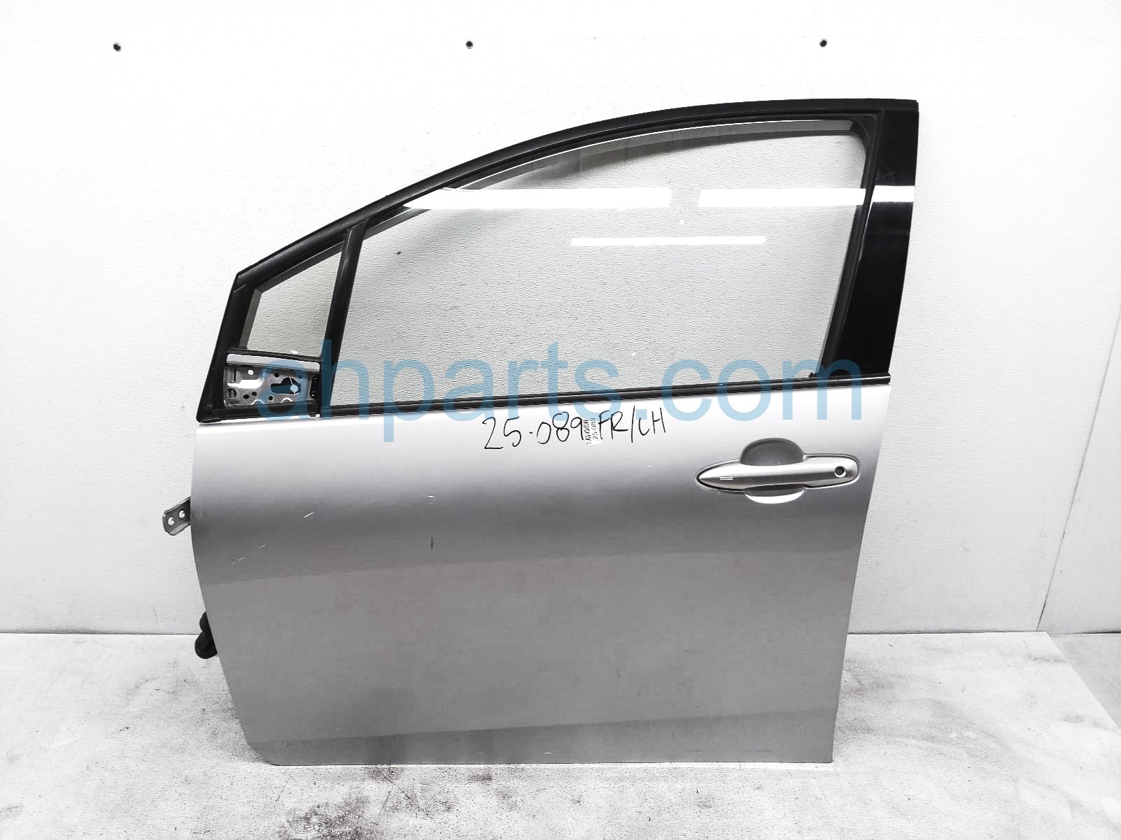 $699 Toyota FR/LH DOOR - SILVER- NO MIRROR/TRIM* $699 Toyota FR/LH DOOR - SILVER- NO MIRROR/TRIM*