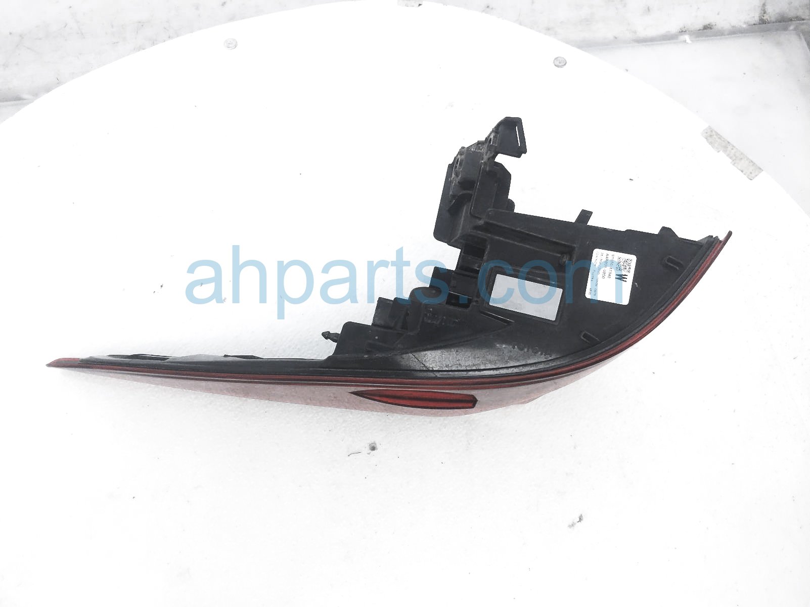 $90 Toyota RH TAIL LAMP (ON BODY) $90 Toyota RH TAIL LAMP (ON BODY)