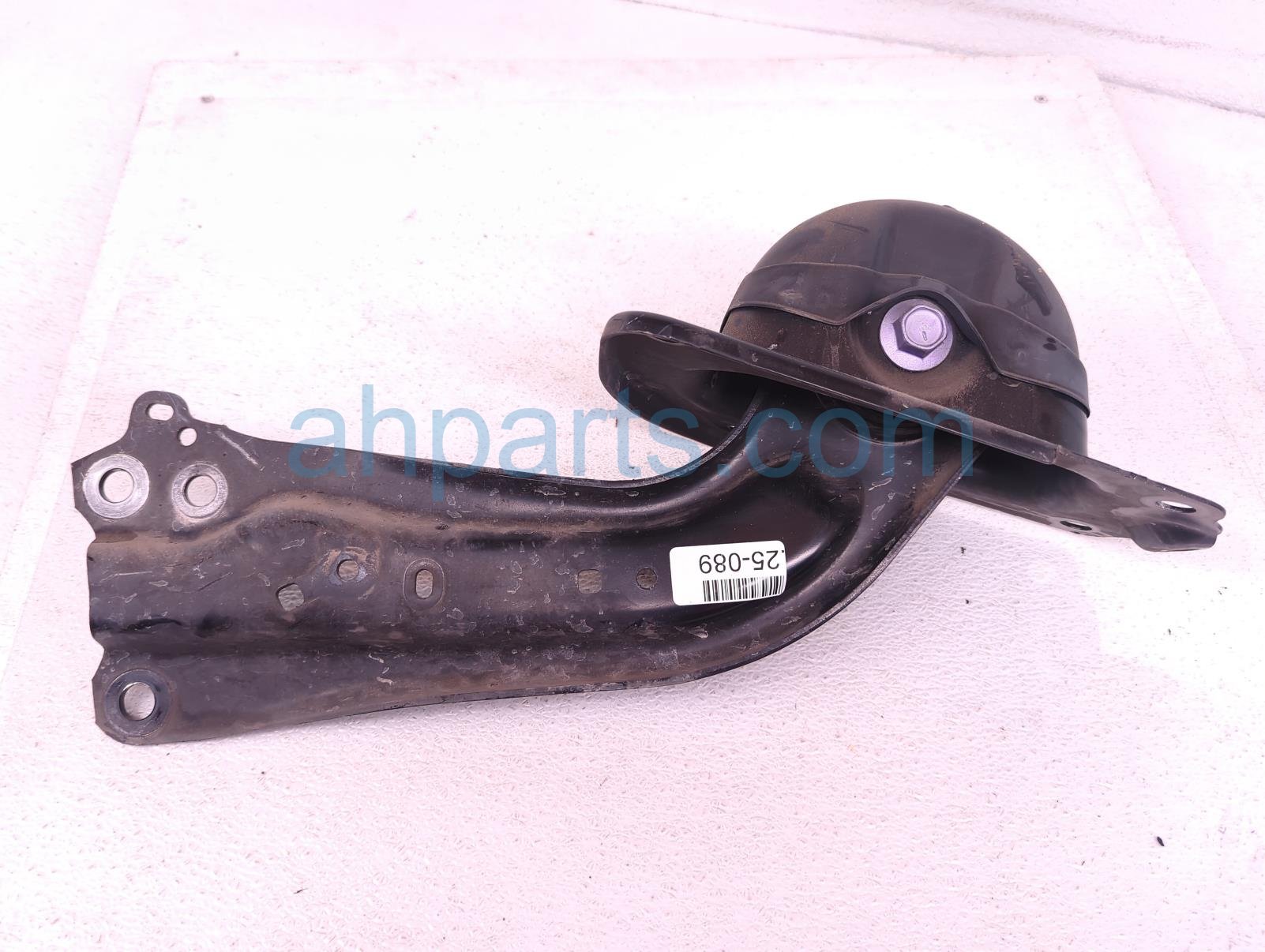 $60 Toyota RR/LH TRAILING CONTROL ARM $60 Toyota RR/LH TRAILING CONTROL ARM