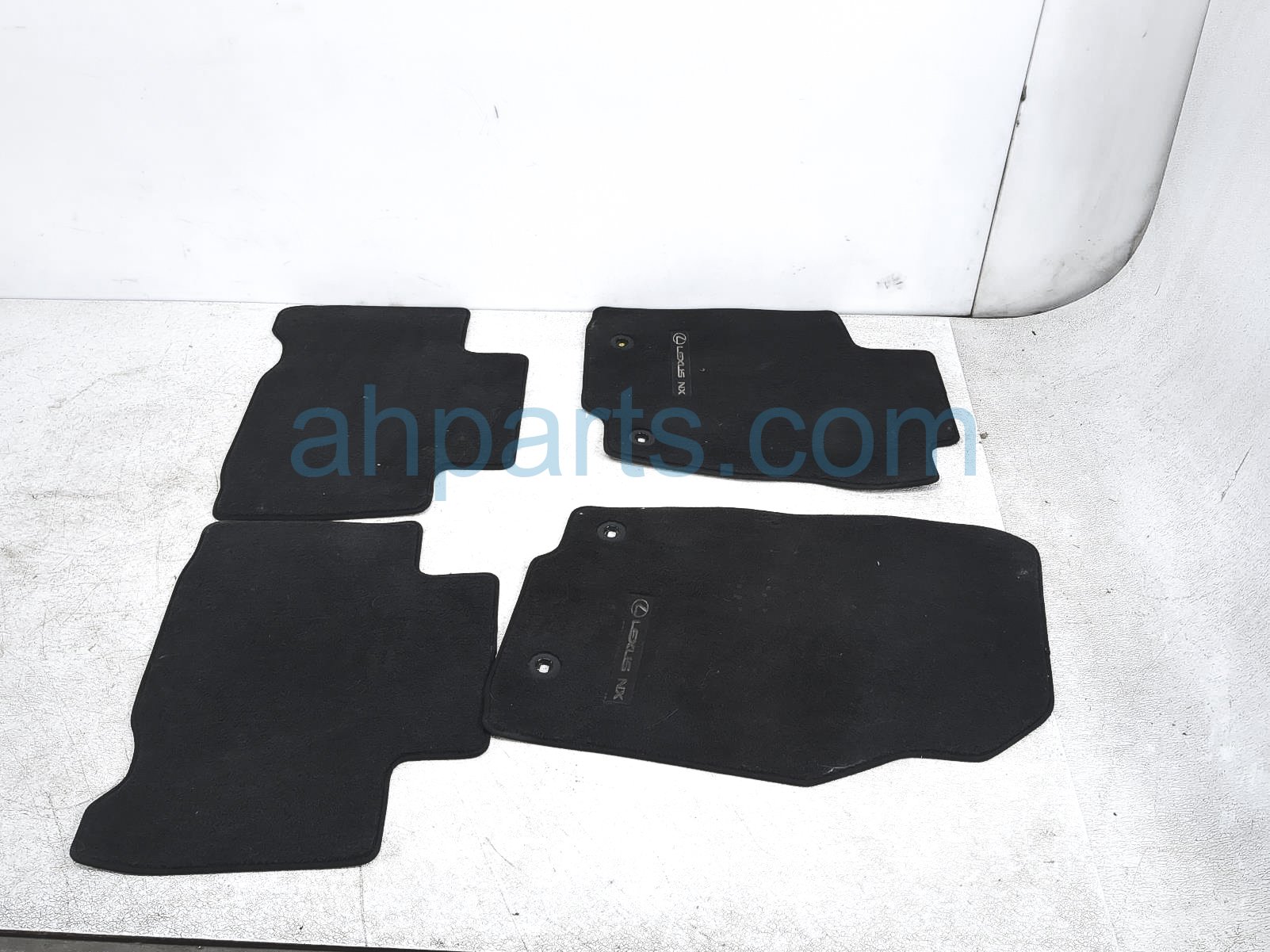 $75 Lexus 4 PIECE FLOOR MATS - BLK CLOTH $75 Lexus 4 PIECE FLOOR MATS - BLK CLOTH
