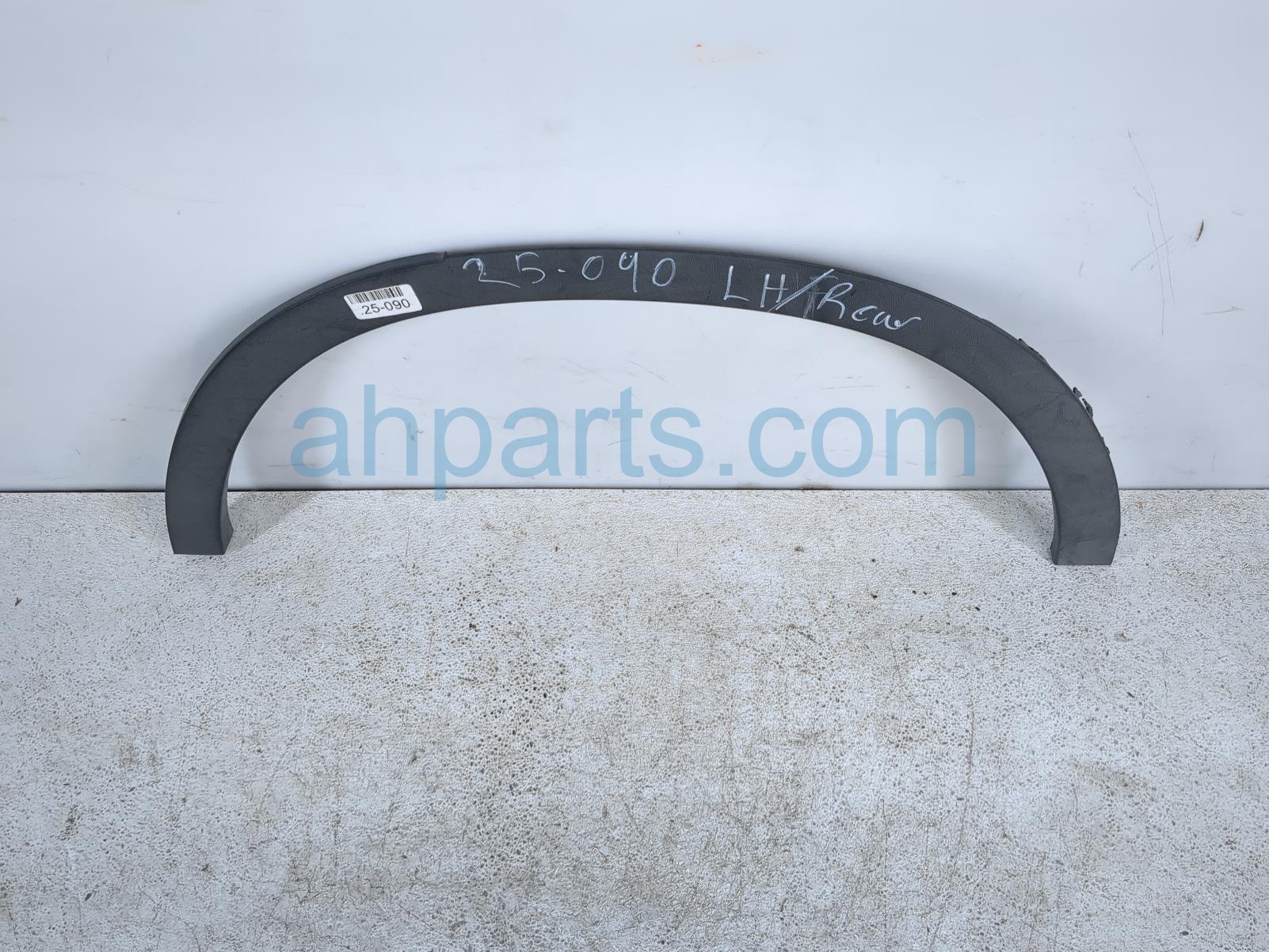 $50 Mercedes RR/LH QUARTER PANEL FLARE - BLACK * $50 Mercedes RR/LH QUARTER PANEL FLARE - BLACK *
