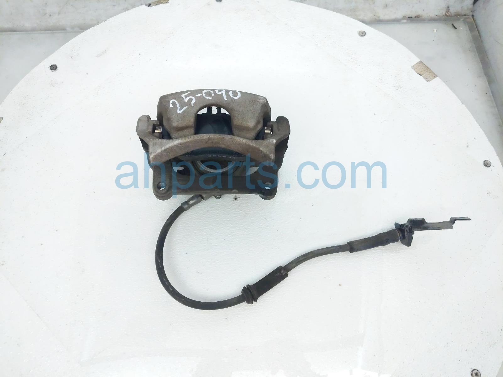 $50 Mercedes FR/RH BRAKE CALIPER $50 Mercedes FR/RH BRAKE CALIPER