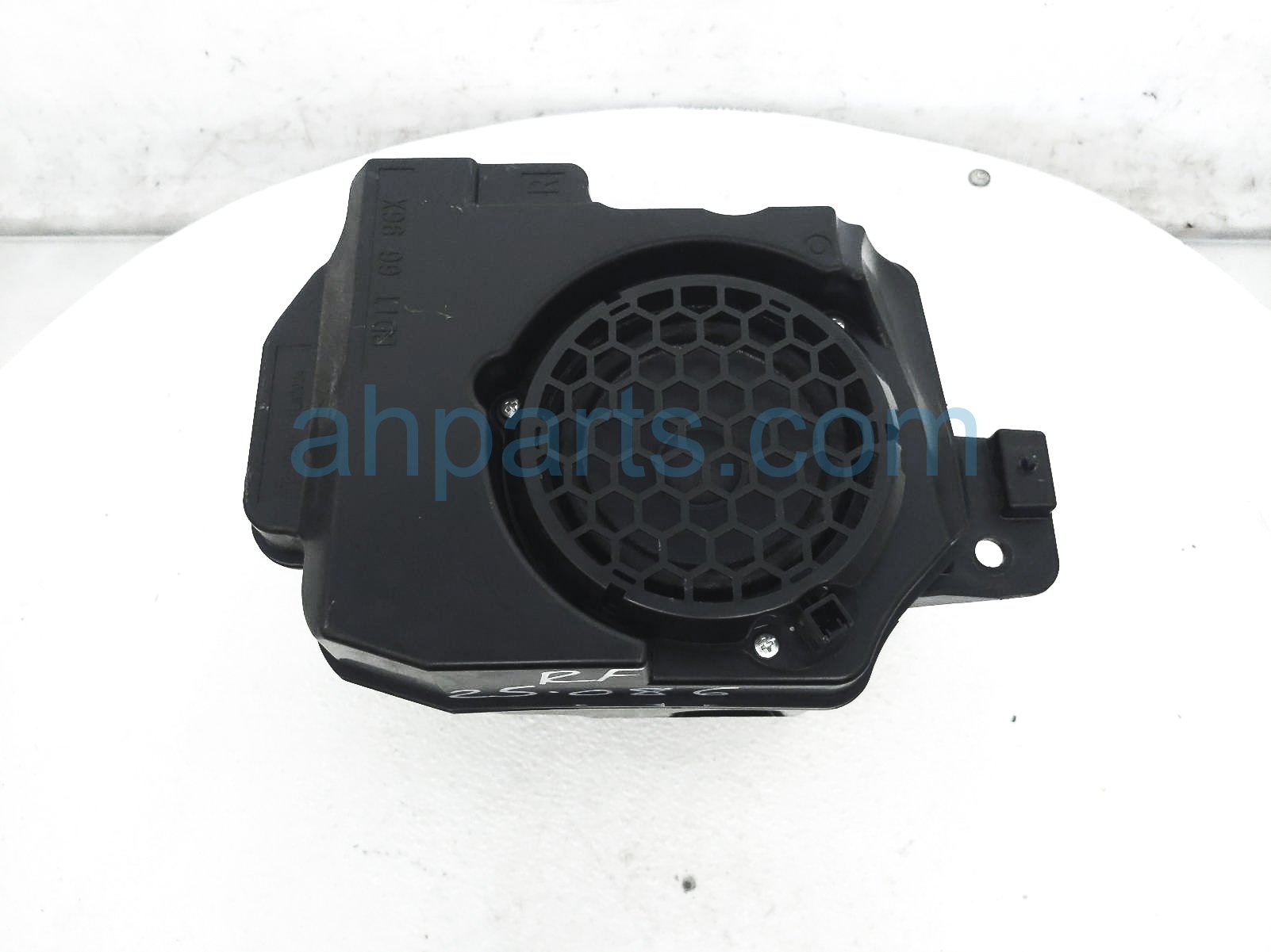$65 Mazda FR/RH DOOR SPEAKER / WOOFER ASSY* $65 Mazda FR/RH DOOR SPEAKER / WOOFER ASSY*