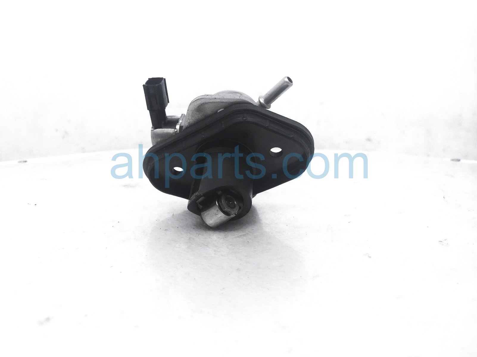 Sold 2020 Lexus Nx300 Gas / Fuel Pump - Engine Mtd 23101-36090