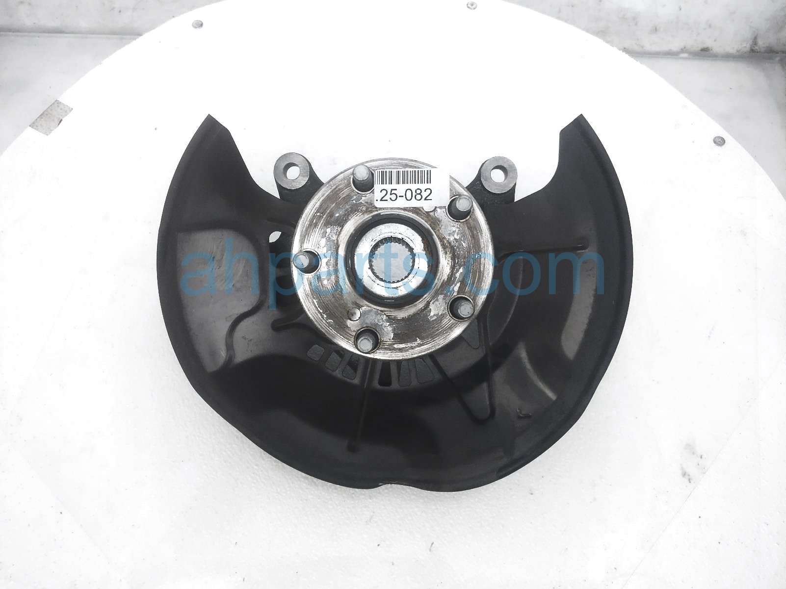 $275 Lexus FR/LH SPINDLE KNUCKLE HUB $275 Lexus FR/LH SPINDLE KNUCKLE HUB