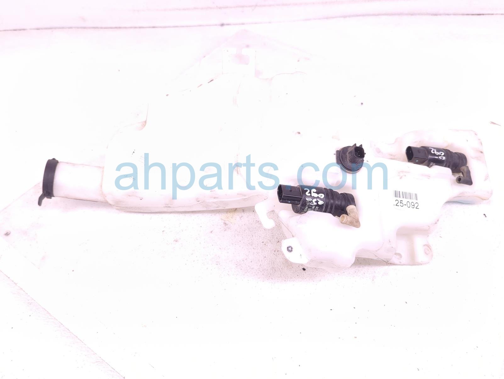 $75 Chevy WINDSHIELD WASHER RESERVOIR TANK $75 Chevy WINDSHIELD WASHER RESERVOIR TANK