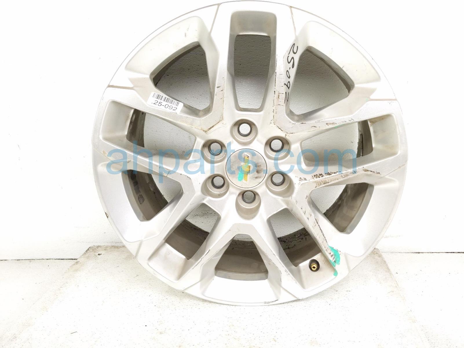 $150 Chevy FR/RH WHEEL / RIM* $150 Chevy FR/RH WHEEL / RIM*