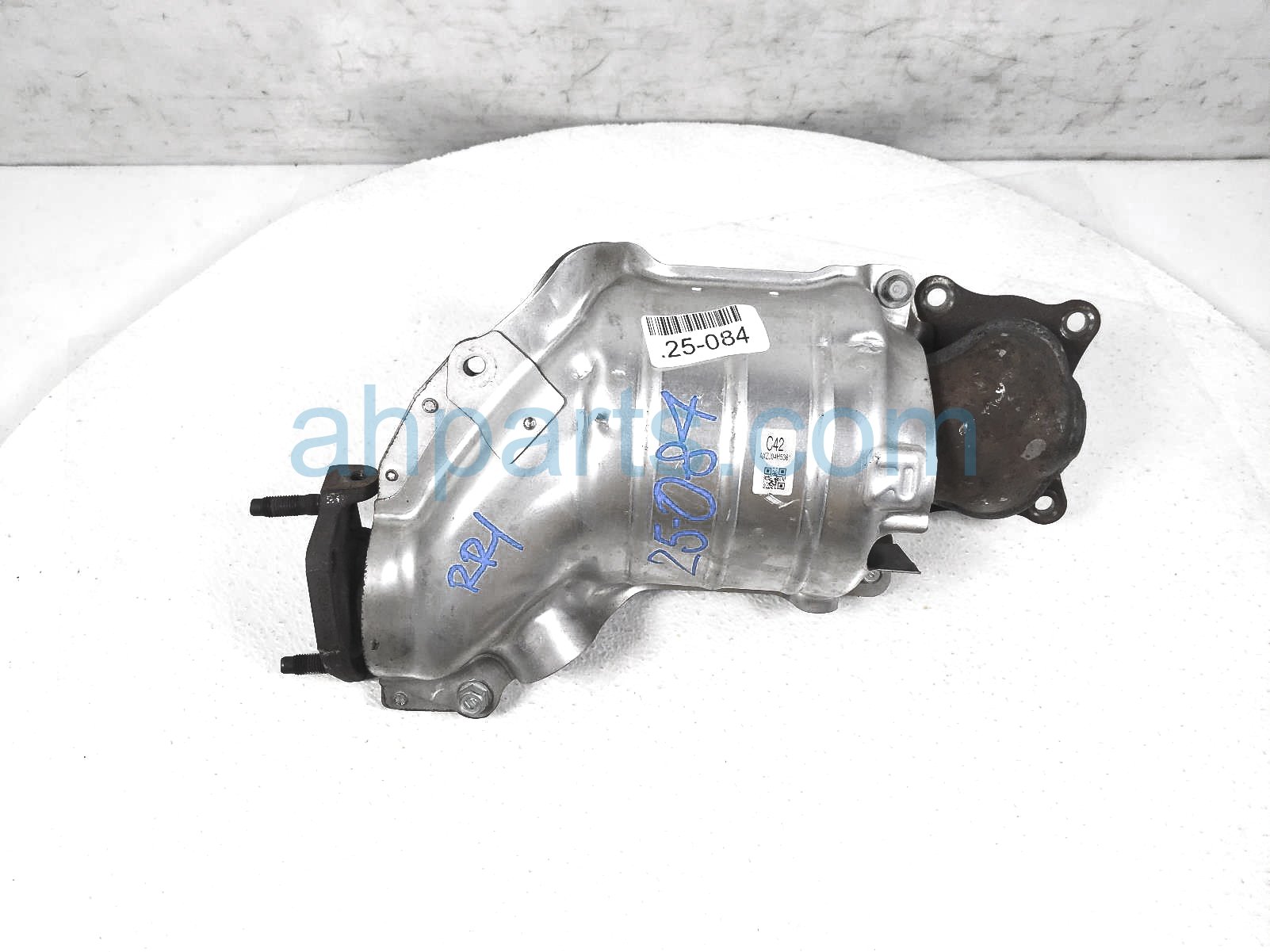 $900 Acura REAR EXHAUST MANIFOLD - 3.5L $900 Acura REAR EXHAUST MANIFOLD - 3.5L