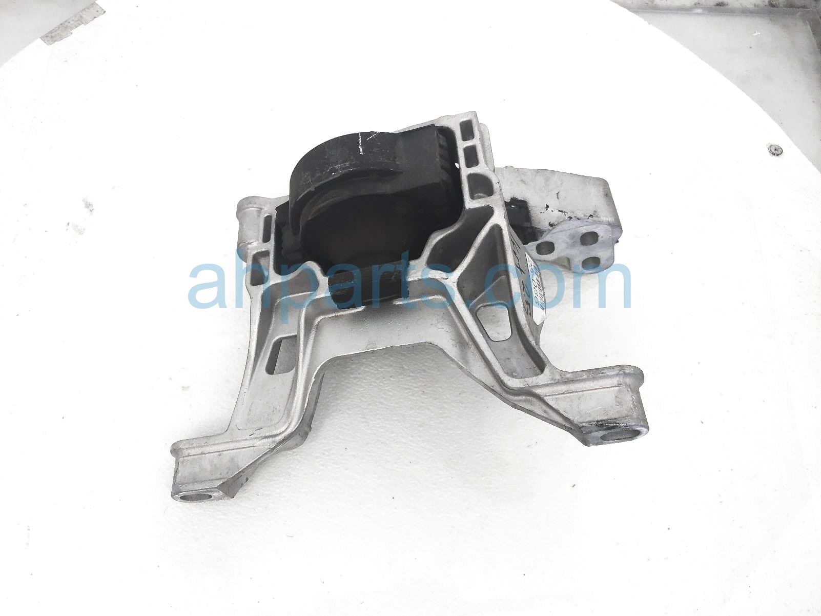$125 Mazda FR/RH ENGINE MOUNT - 2.5L FWD $125 Mazda FR/RH ENGINE MOUNT - 2.5L FWD