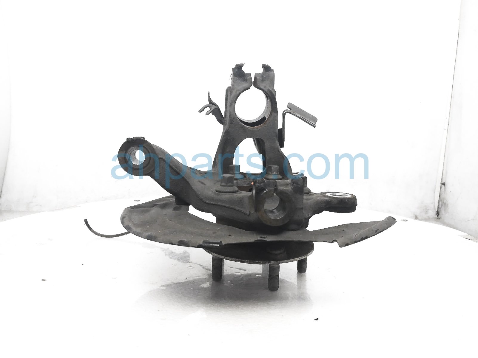 Sold 2023 Mazda 3 Front Driver Spindle Knuckle Hub * BDTT-33-03Y