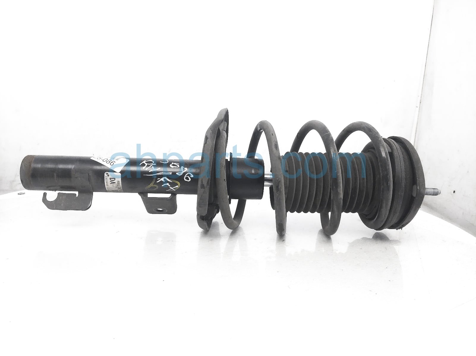 Sold 2023 Mazda 3 Front Passenger Strut + Spring BDTS-34-70XN,