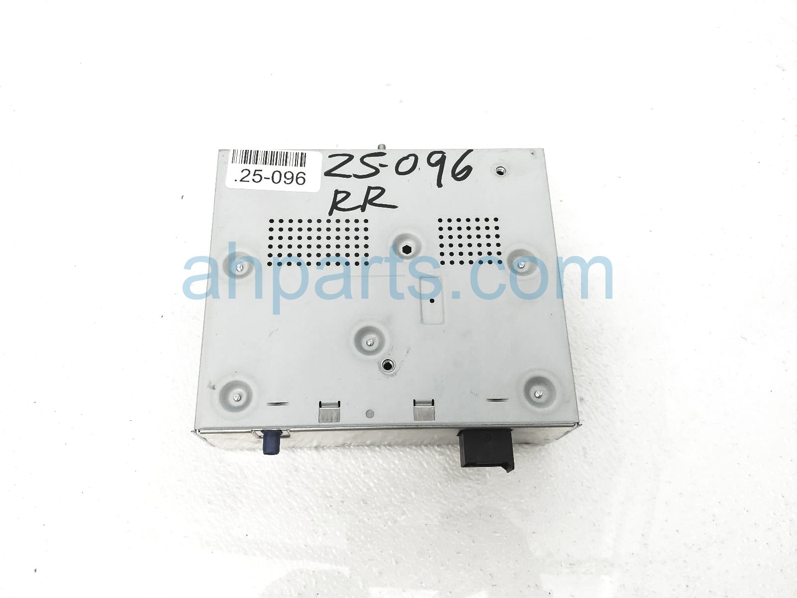 $149 Mercedes SIRIUS SATELLITE RECEIVER UNIT $149 Mercedes SIRIUS SATELLITE RECEIVER UNIT