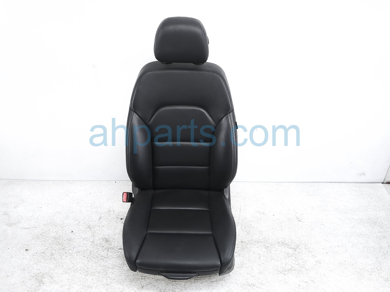 $175 Mercedes FR/LH SEAT - BLACK - W/ AIRBAG $175 Mercedes FR/LH SEAT - BLACK - W/ AIRBAG