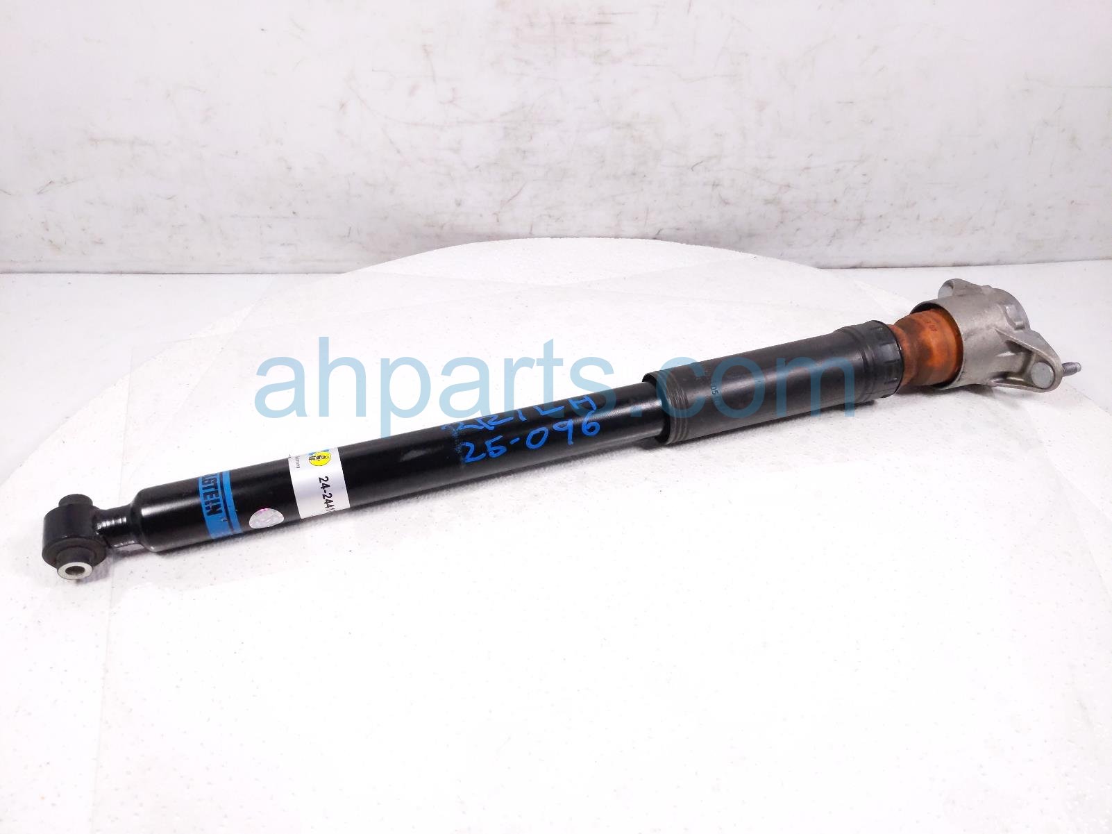 $75 Mercedes RR/LH SHOCK ABSORBER $75 Mercedes RR/LH SHOCK ABSORBER