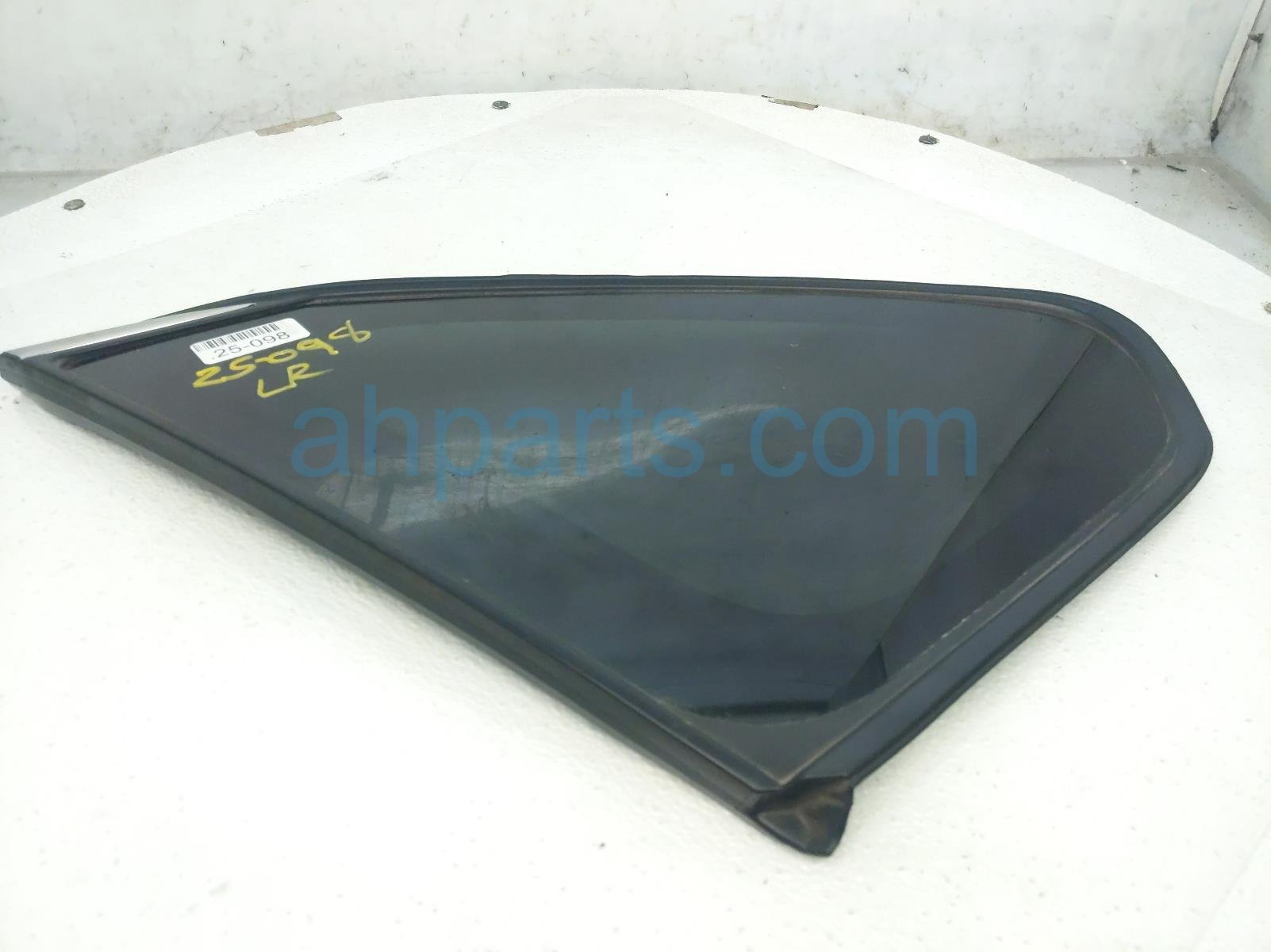 $55 Toyota LH QUARTER WINDOW GLASS $55 Toyota LH QUARTER WINDOW GLASS
