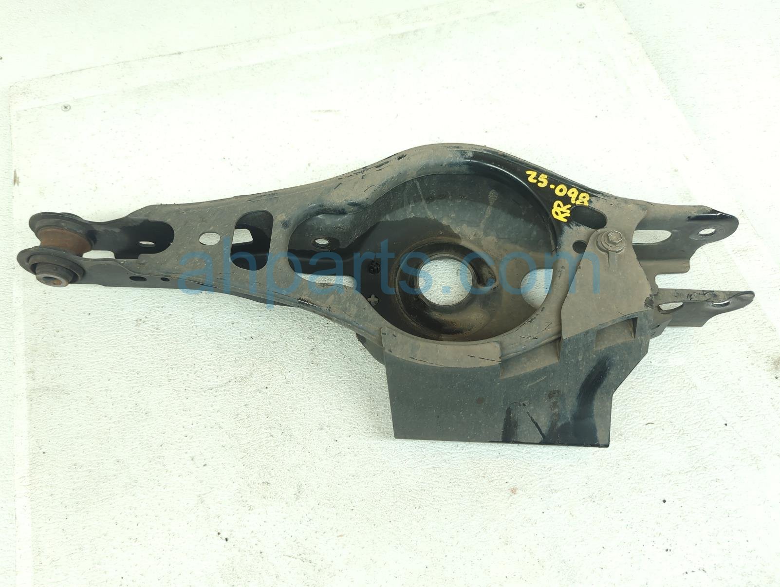 $100 Toyota RR/RH SPRING SEAT CONTROL ARM $100 Toyota RR/RH SPRING SEAT CONTROL ARM