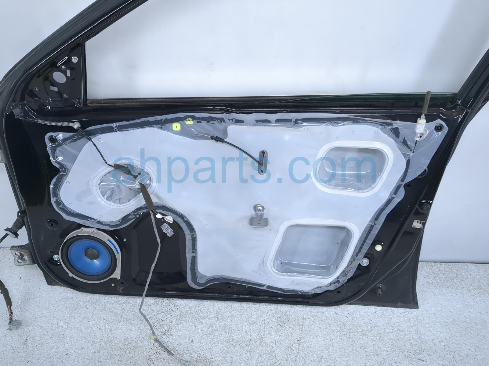 2007 Honda Accord Front Passenger Door - Black - No Mirror