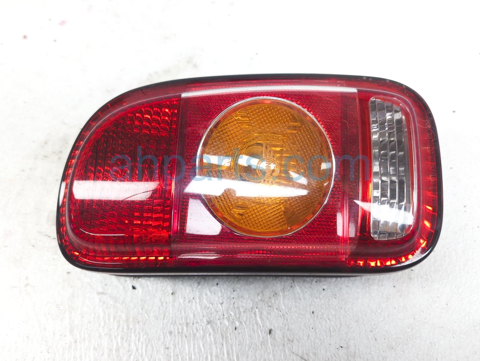 $50 BMW RH TAIL LAMP / LIGHT - NOTES $50 BMW RH TAIL LAMP / LIGHT - NOTES