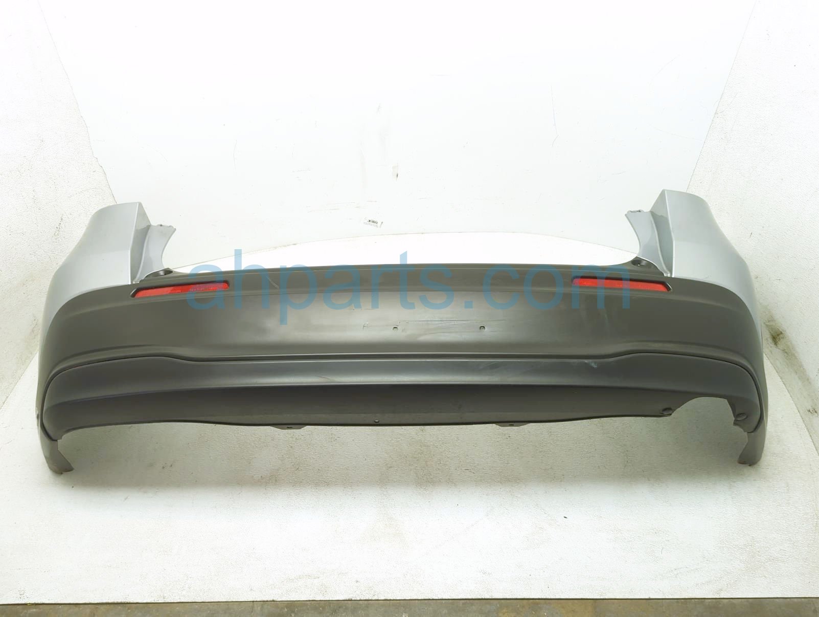 $395 Honda REAR BUMPER COVER - SILVER * $395 Honda REAR BUMPER COVER - SILVER *