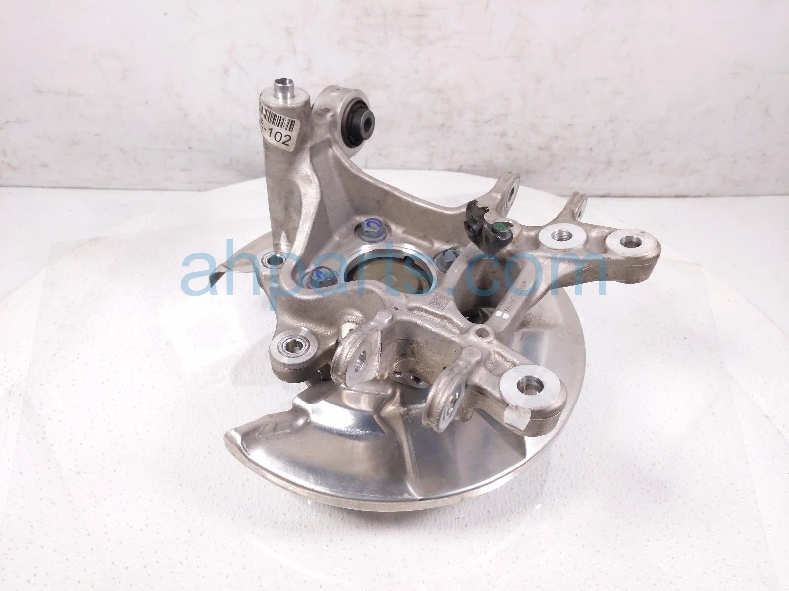 $135 Honda RR/RH SPINDLE KNUCKLE HUB - FWD $135 Honda RR/RH SPINDLE KNUCKLE HUB - FWD