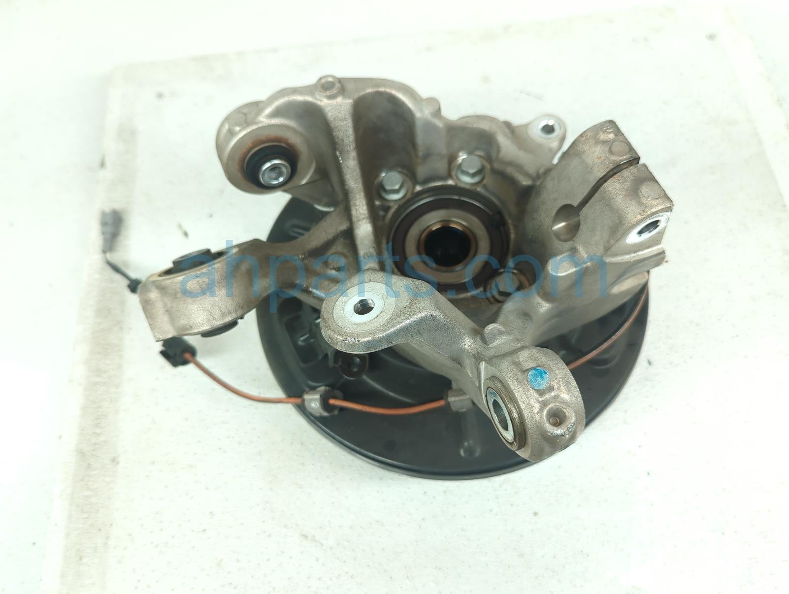 $199 Subaru RR/LH SPINDLE KNUCKLE HUB $199 Subaru RR/LH SPINDLE KNUCKLE HUB