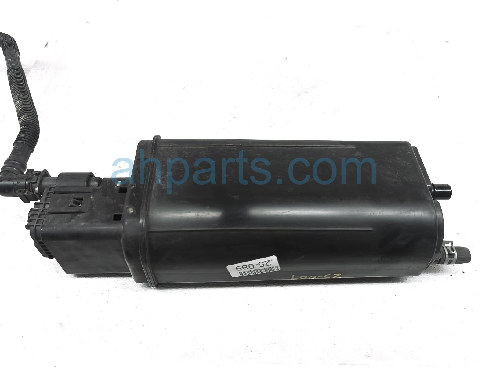 $75 Toyota FUEL VAPOR CHARCOAL CANISTER - LE $75 Toyota FUEL VAPOR CHARCOAL CANISTER - LE