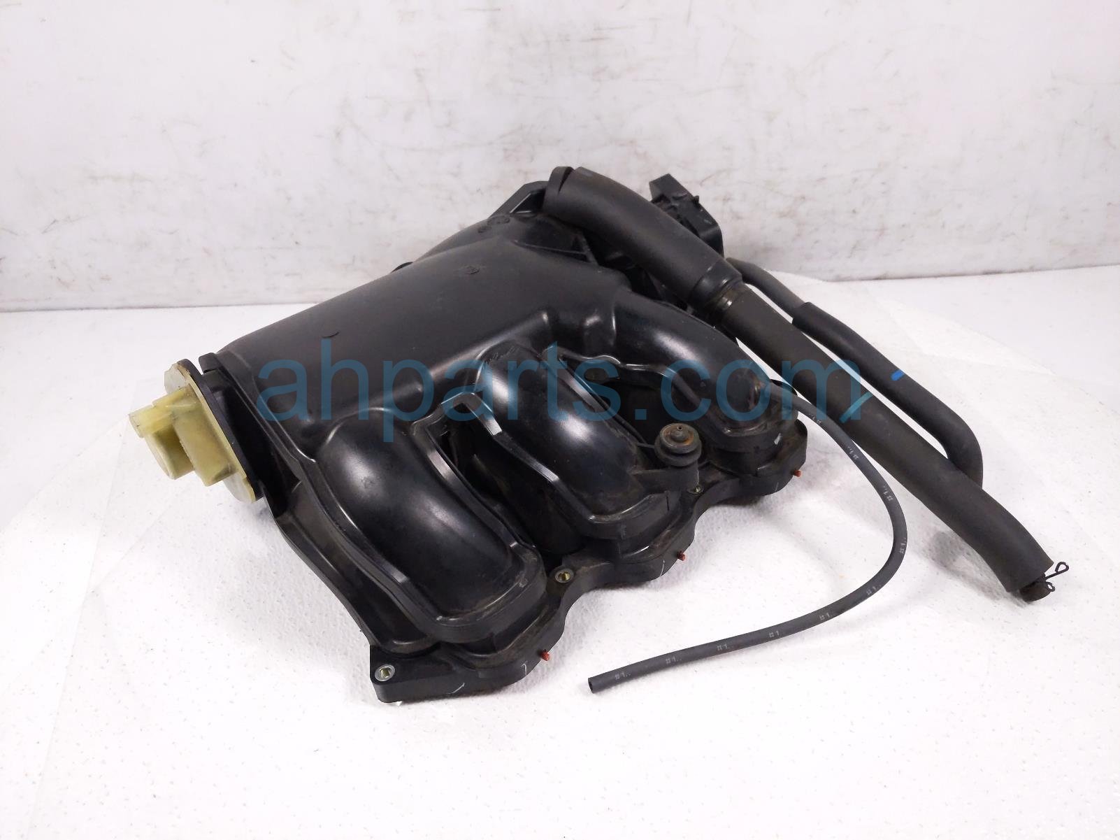 $149 Lexus UPPER INTAKE MANIFOLD $149 Lexus UPPER INTAKE MANIFOLD