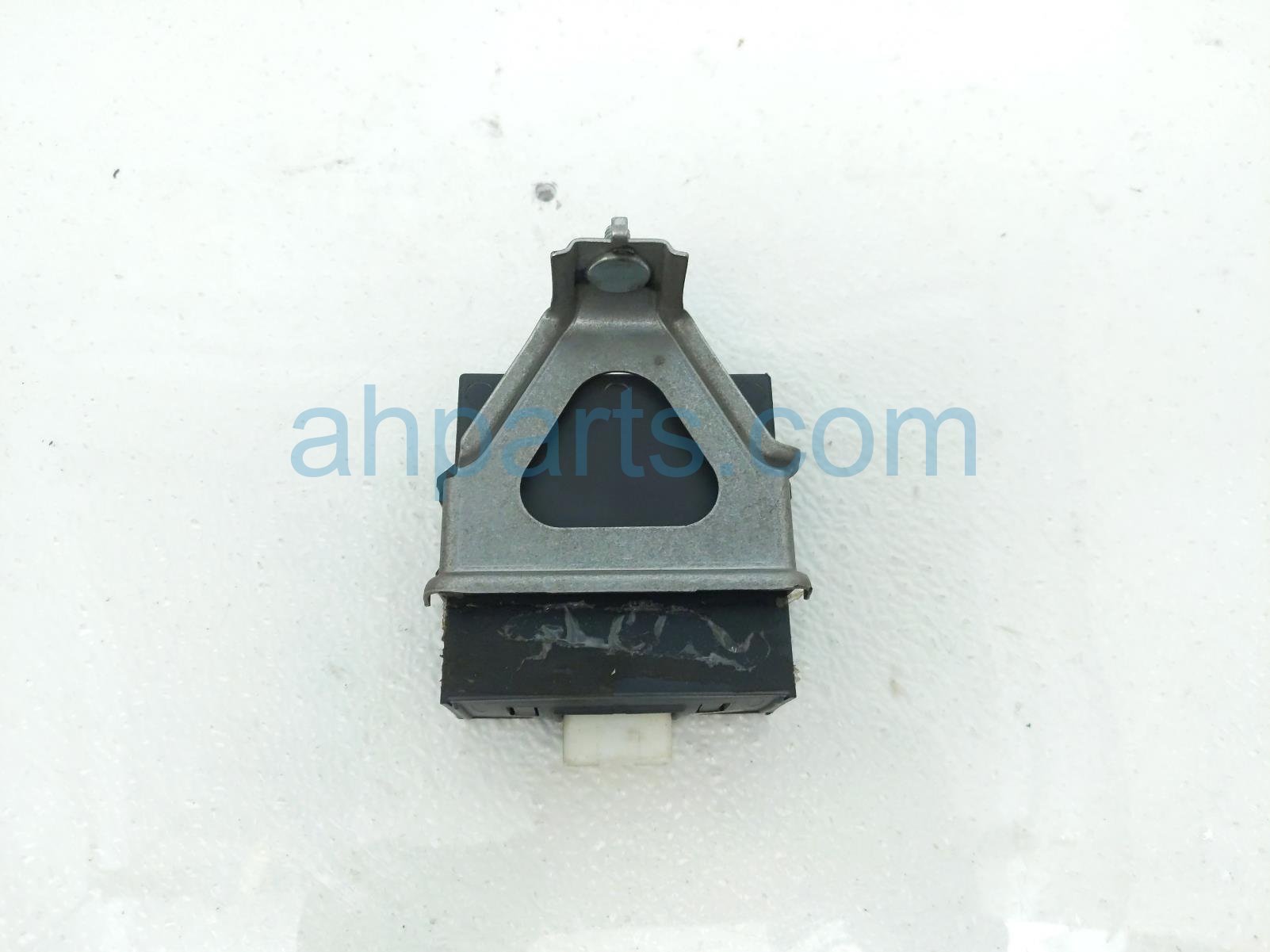 $49 Toyota DOOR CONTROL RECEIVER MODULE $49 Toyota DOOR CONTROL RECEIVER MODULE