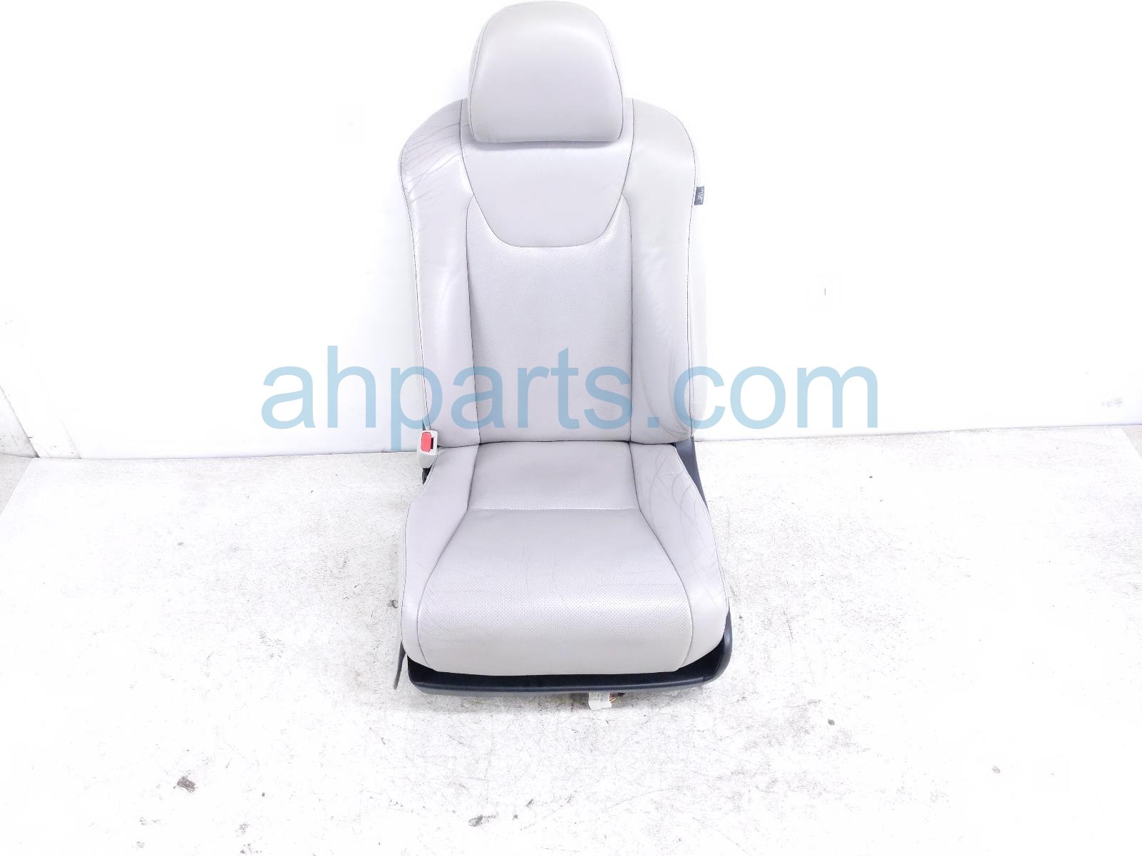 $299 Lexus FR/LH SEAT - GREY - W/ AIRBAG * $299 Lexus FR/LH SEAT - GREY - W/ AIRBAG *