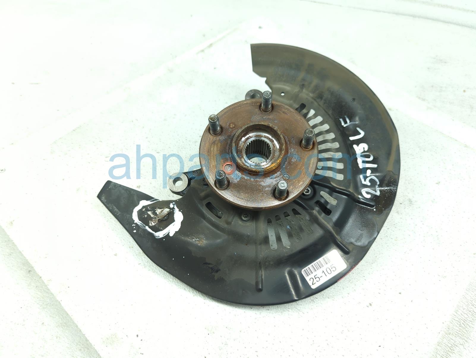 $145 Lexus FR/LH SPINDLE KNUCKLE HUB $145 Lexus FR/LH SPINDLE KNUCKLE HUB