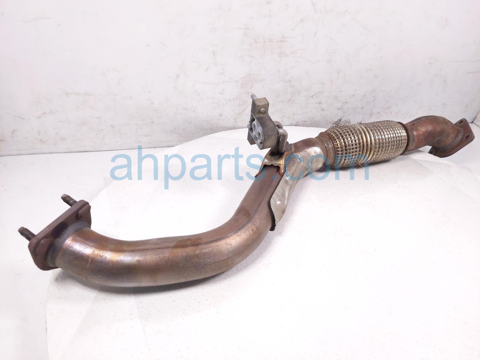 $75 Honda FRONT EXHAUST PIPE (A) - 1.5L $75 Honda FRONT EXHAUST PIPE (A) - 1.5L