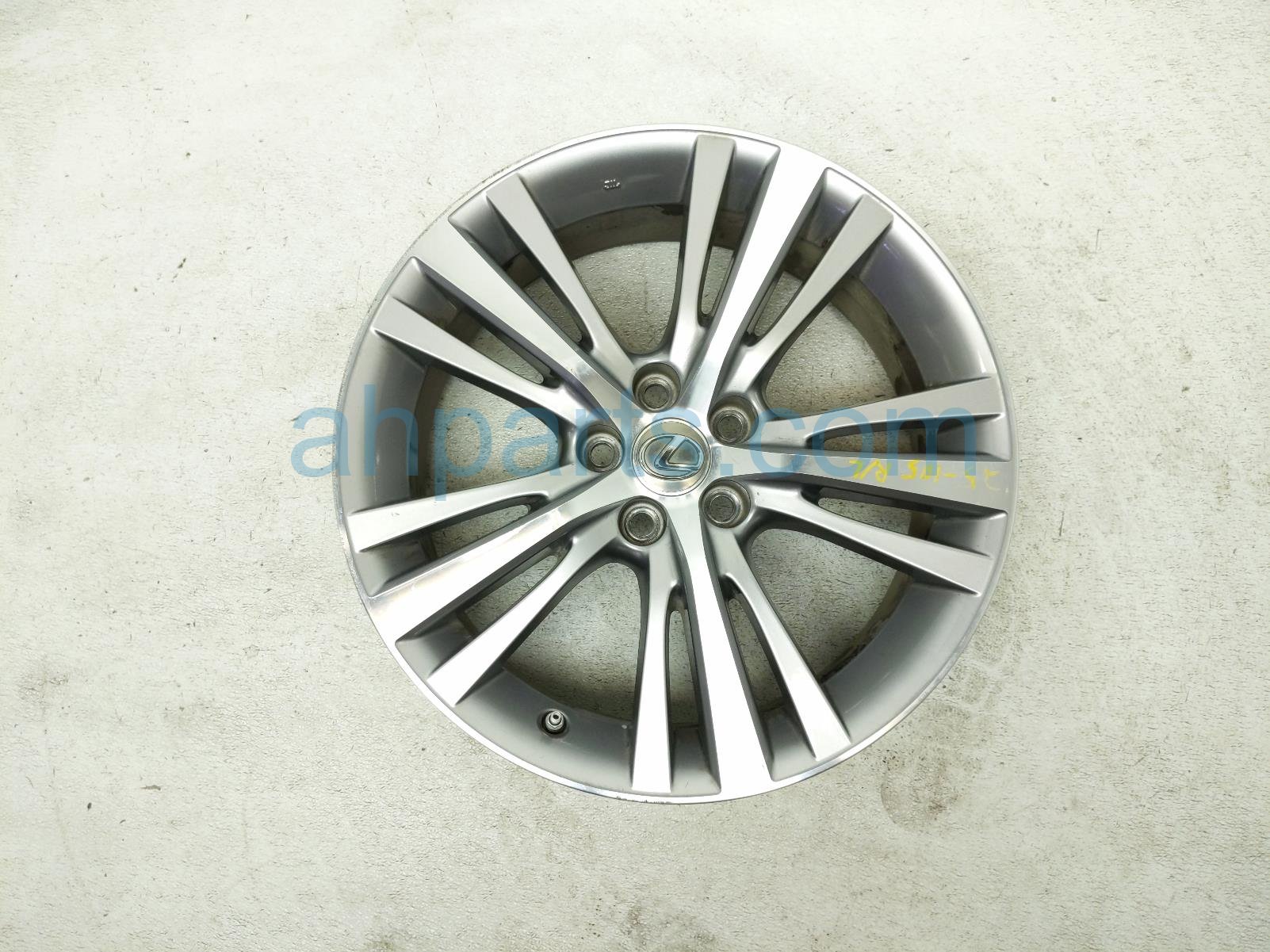 $250 Lexus RR/LH WHEEL / RIM * $250 Lexus RR/LH WHEEL / RIM *