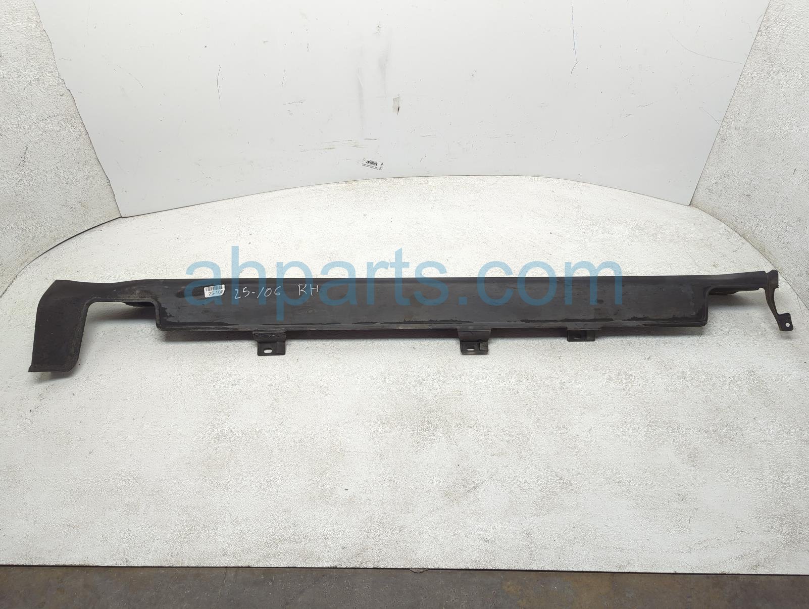 $45 Acura RH SIDE SKIRT / MOLDING - BLACK * $45 Acura RH SIDE SKIRT / MOLDING - BLACK *