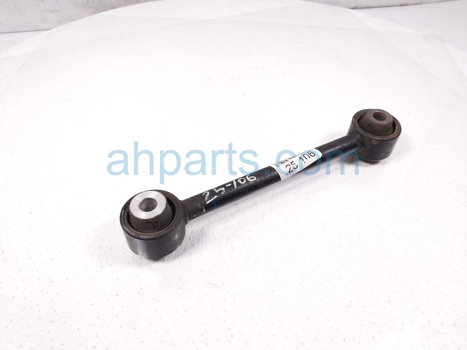 $15 Acura RR/RH FORWARD LATERAL CONTROL ARM $15 Acura RR/RH FORWARD LATERAL CONTROL ARM