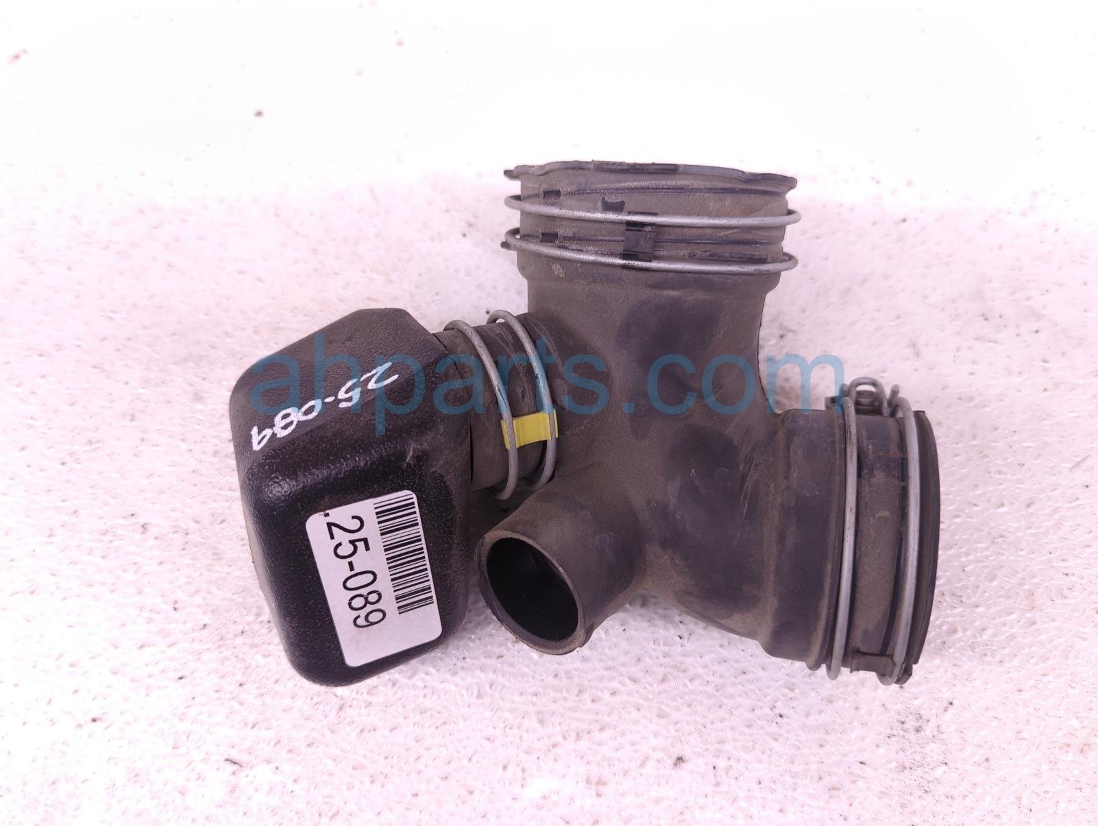 $25 Toyota AIR CLEANER AIRFLOW TUBE $25 Toyota AIR CLEANER AIRFLOW TUBE