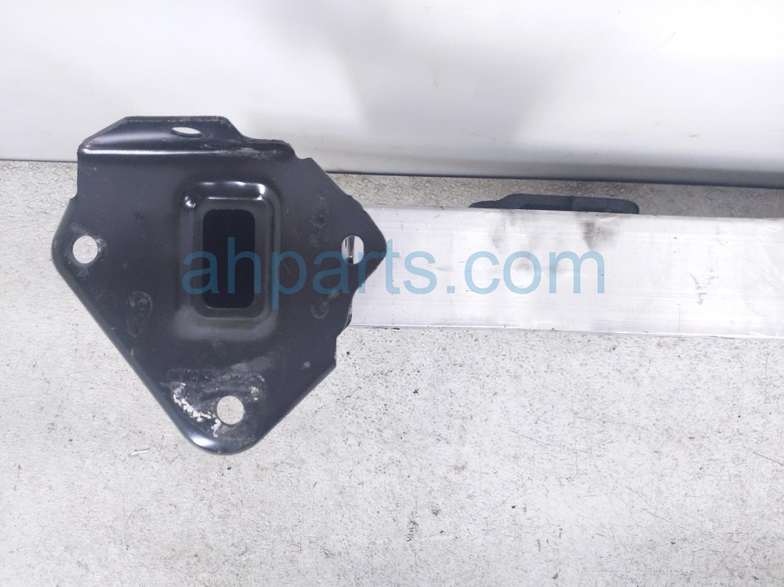 Sold 2015 Acura RDX Bumper Reinforcement / Beam Front Rebar + Brackets ...