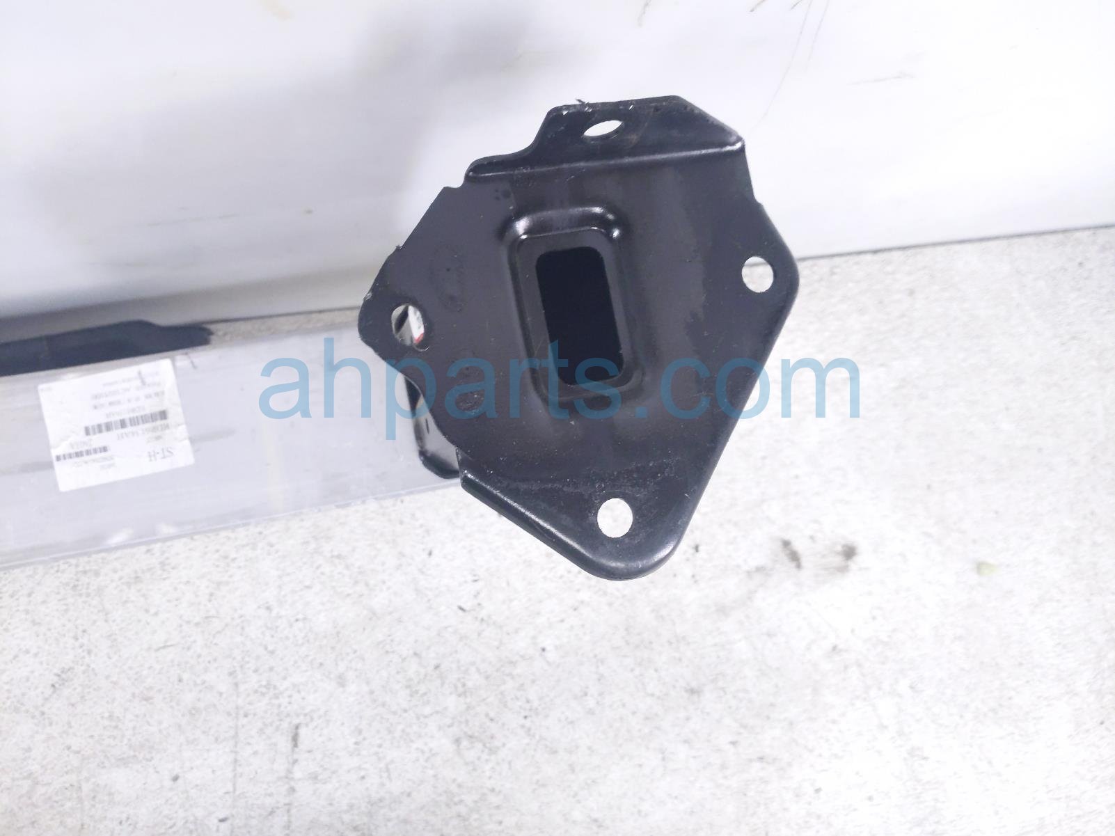 Sold 2015 Acura RDX Bumper Reinforcement / Beam Front Rebar + Brackets ...