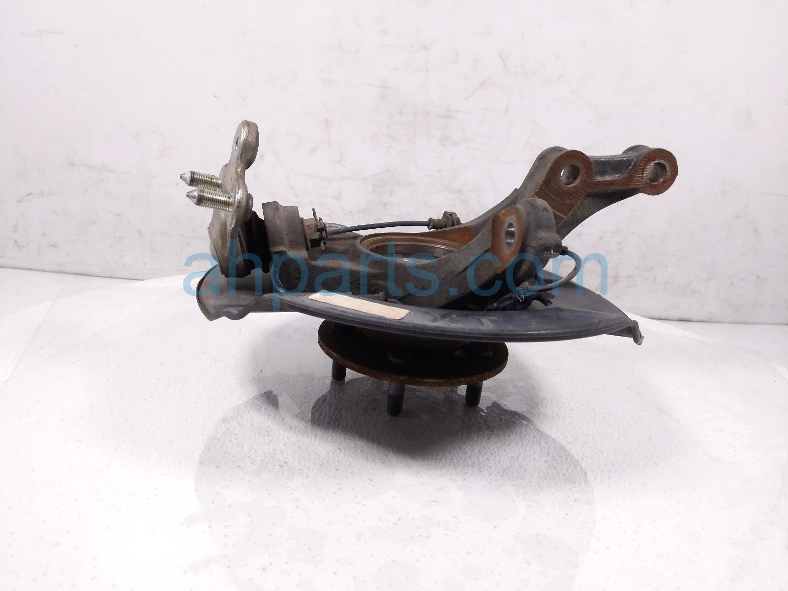 Sold 2015 Acura RDX Front Passenger Spindle Knuckle Hub 51211-TX4-H00