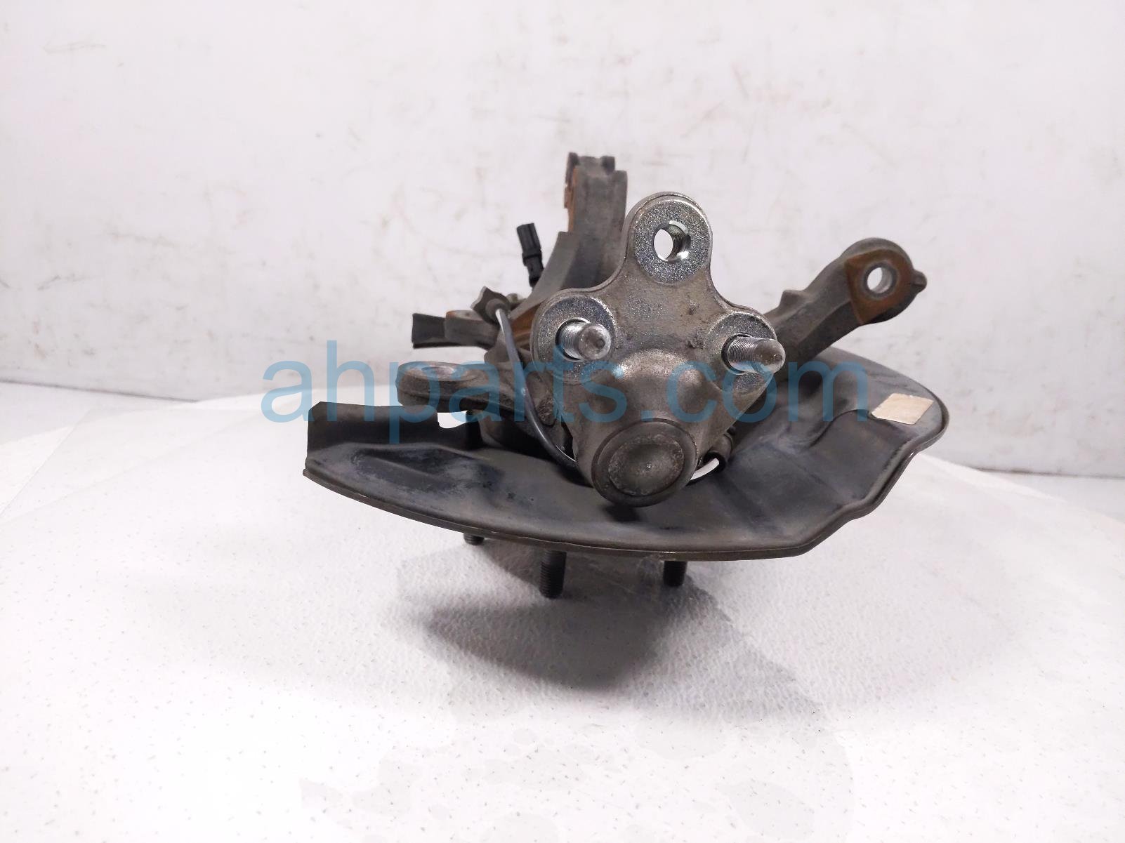 Sold 2015 Acura RDX Front Passenger Spindle Knuckle Hub 51211-TX4-H00